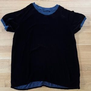 Johnny Was, size Small, Navy velvet